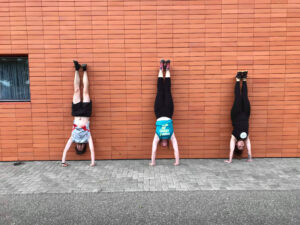 Photo Street Workout - Equilibre contre un mur